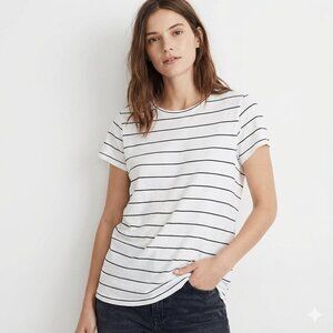 Club Monaco Women's Striped Tee T-sirt short sleeve Crew neck Cream and Black XS